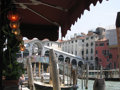 Venice 7787; more views of Rialto Bridge